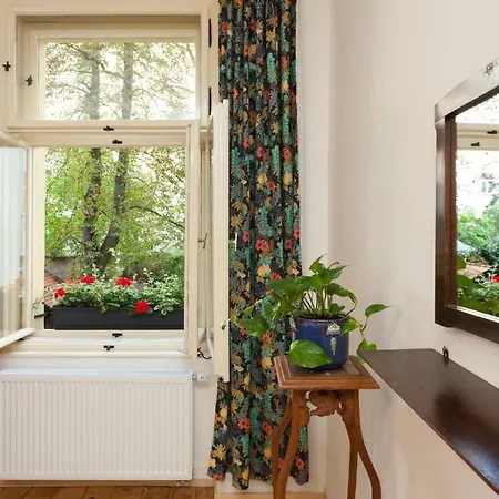 Daire Art Nouveau Meets Mid-century Modern. Prag